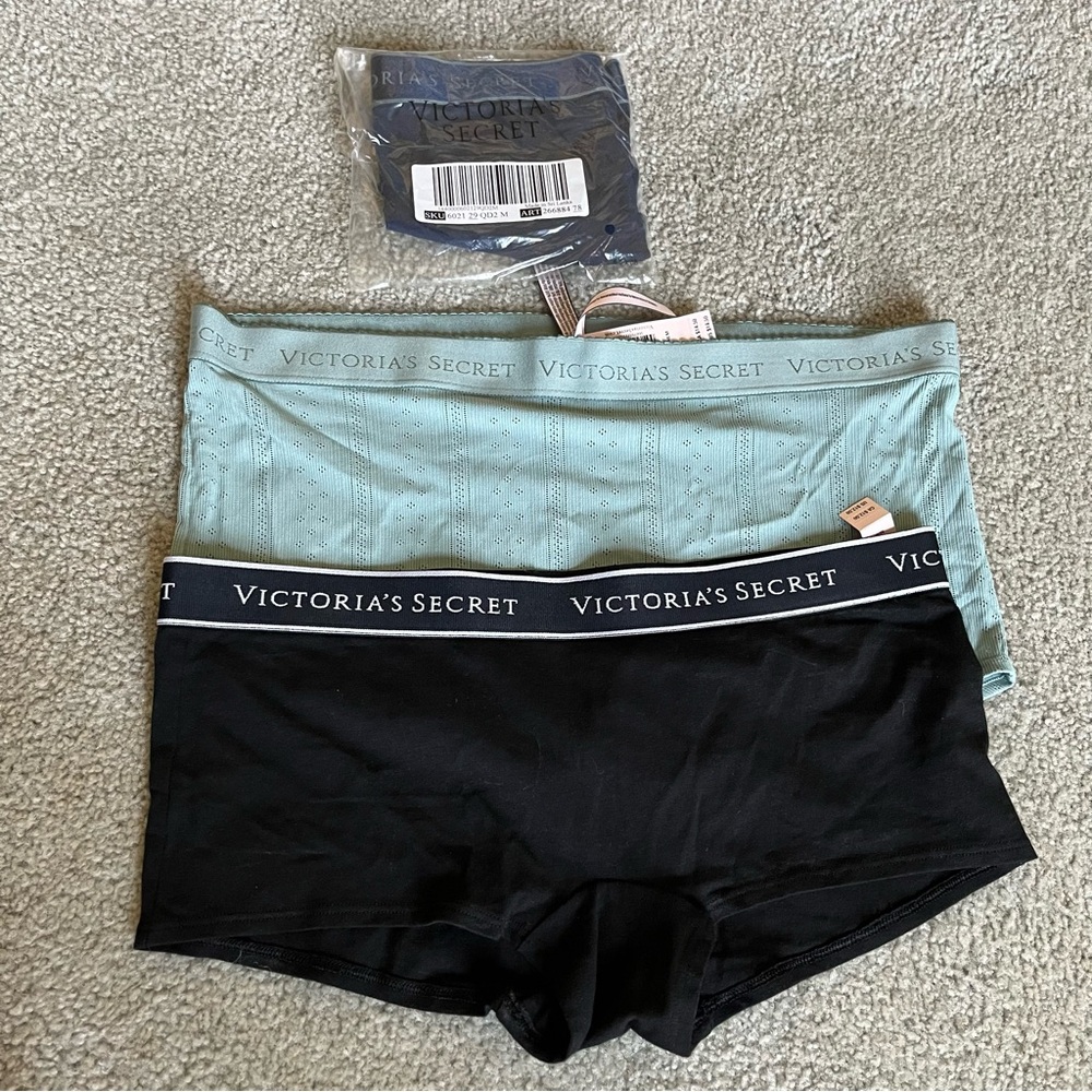 NWT VS Boy Short Underwear